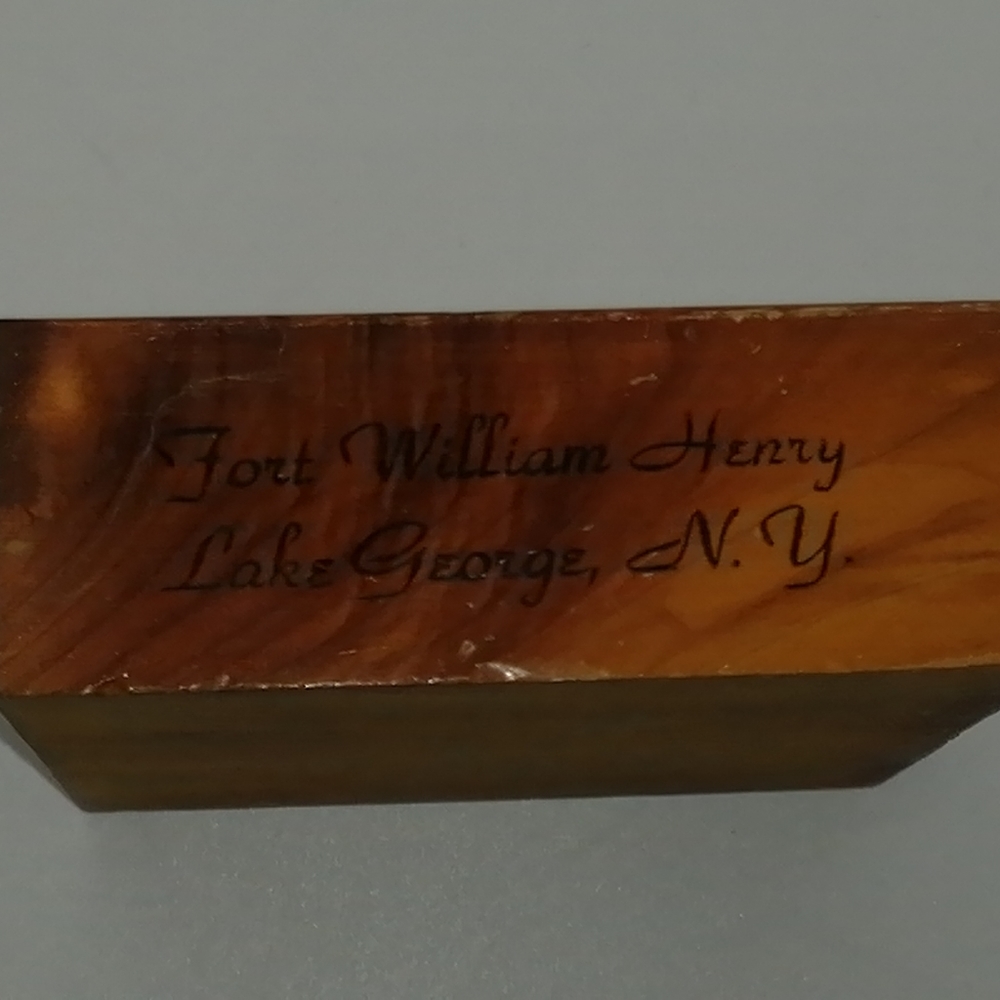 VTG. Travel Tic Tac Toe Game in Wood - Picture 6 of 14